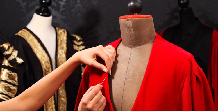 Sonstige Akademische Kleidung