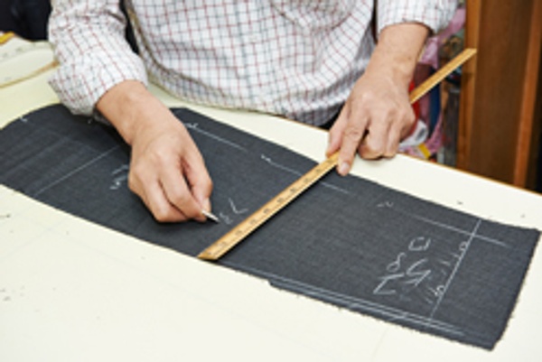 Konfektion einer akademischen Robe